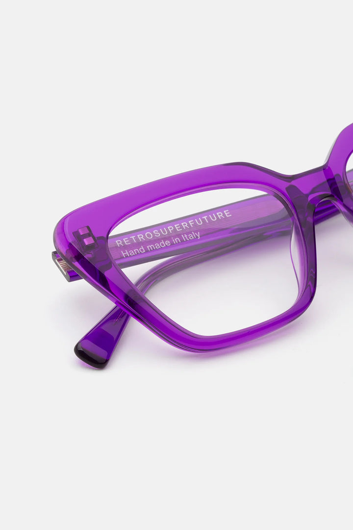 NUMERO 122 - PURPLE