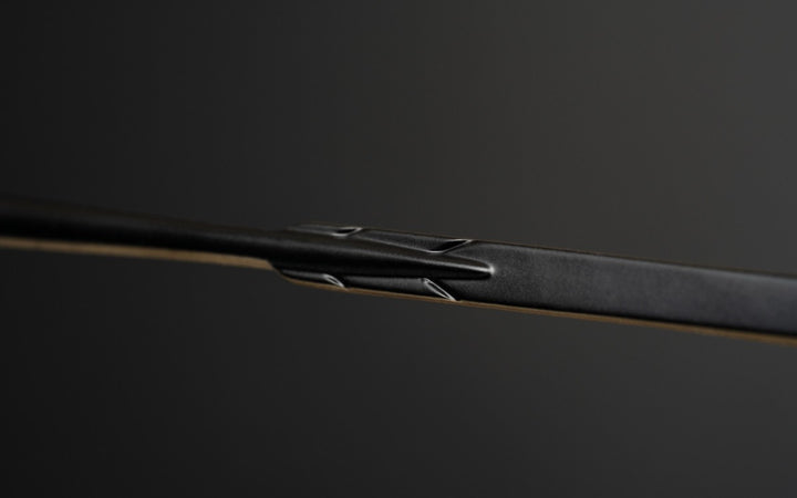 REQUISITEUR - BLACK & GOLD - TITANIUM