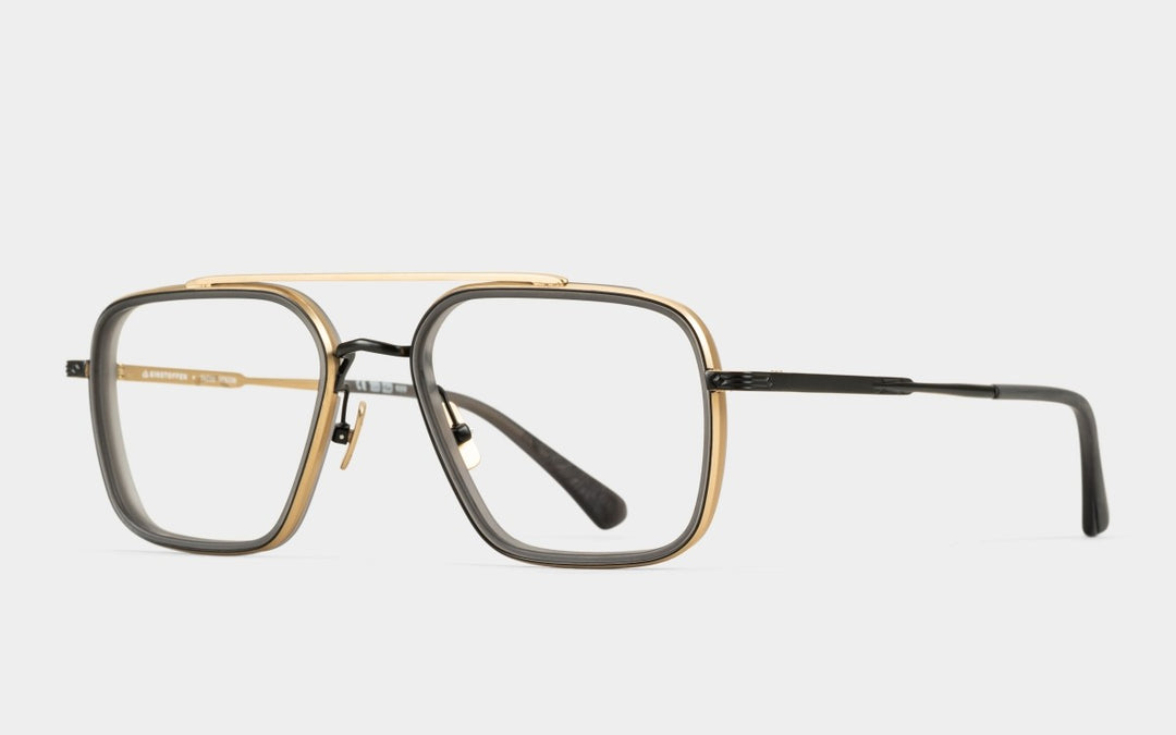 REQUISITEUR - BLACK & GOLD - TITANIUM
