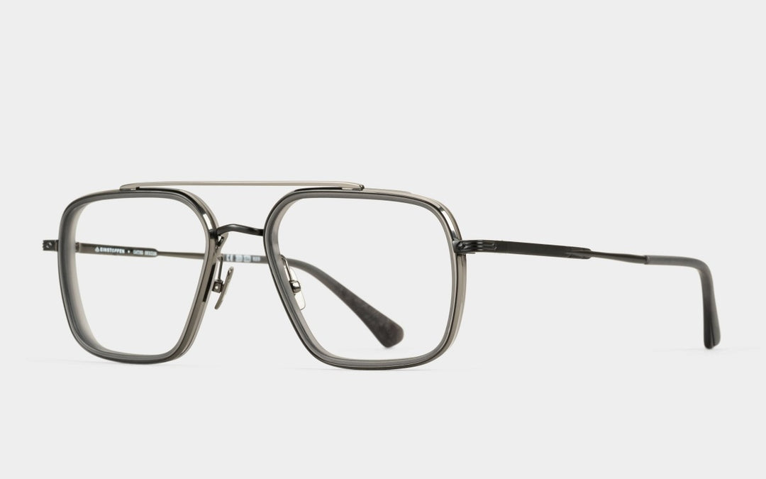 REQUISITEUR - BLACK - TITANIUM