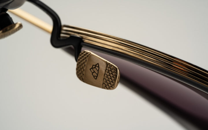 SONNENJÄGER - BLACK GOLD - TITANIUM