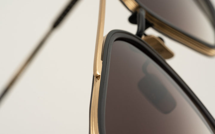 SONNENJÄGER - BLACK GOLD - TITANIUM